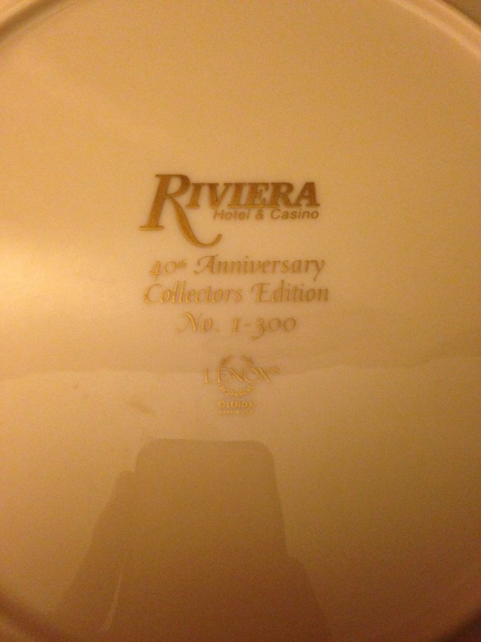 What's '40th anniversary Riviere Hotel and Casino gold trimmed Lenox No.1-300 collectors edition' Worth? Picture