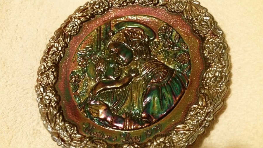 What's 'fatima virgin mary mothers day plate 1977, 1978, and 1979 Worth? Picture