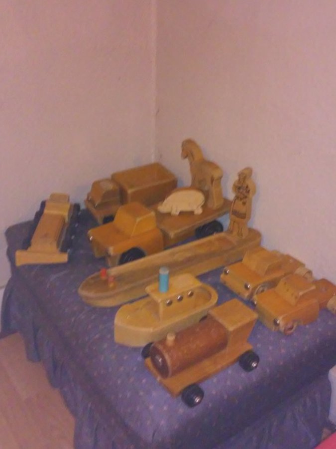 What's 'vintage wooden toy trucks community rifton ny' Worth? Picture 1