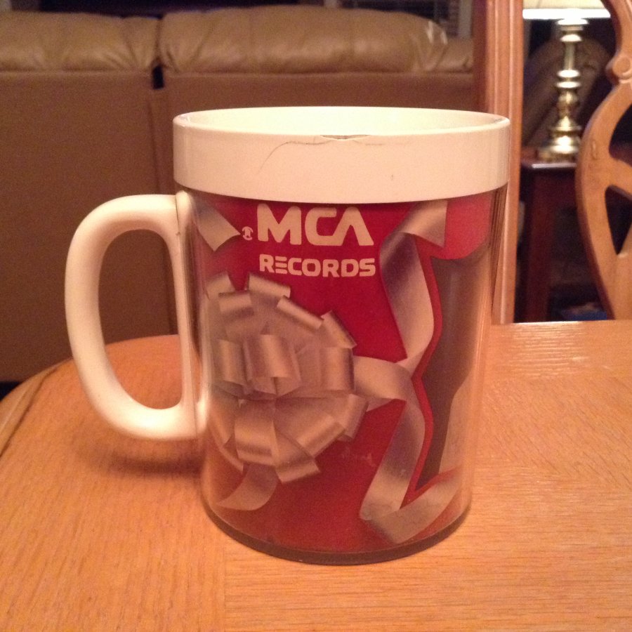 What's '1973 Merle haggard mca tally records promotional coffe cup' Worth? Picture