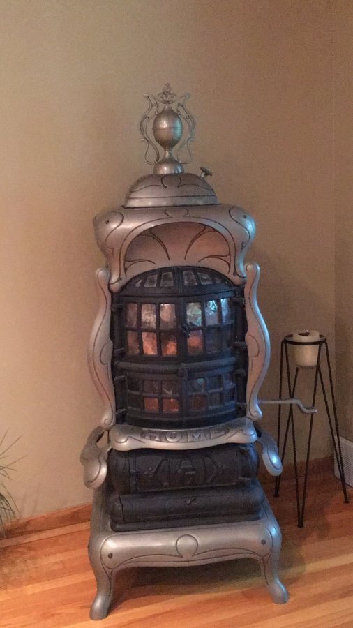 Parlor stove Picture