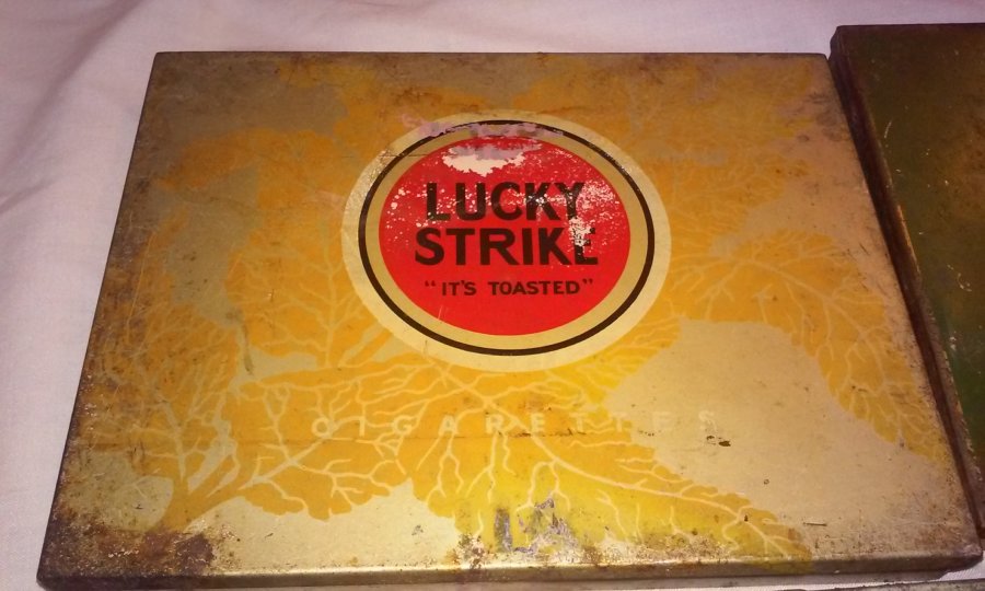 What's 'Lucky strike flat cigarette tin' Worth? Picture