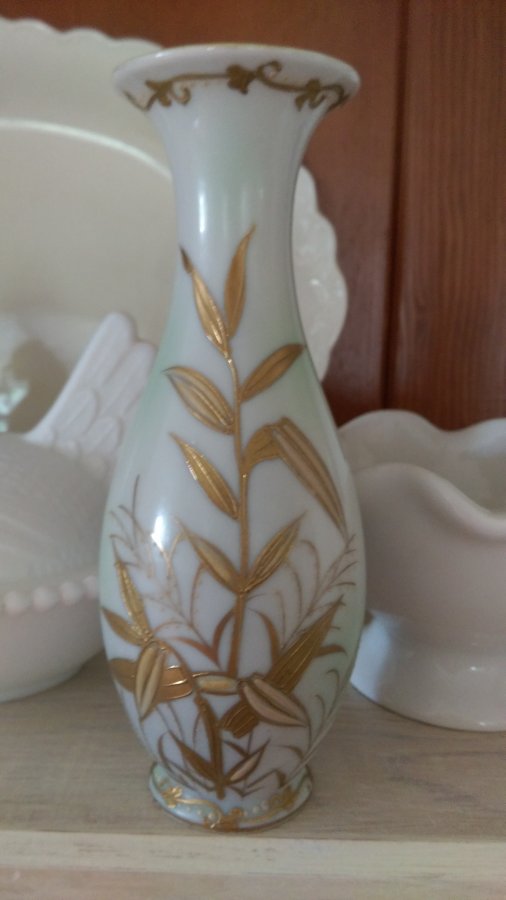 What's 'Vase made in occupied Japan' Worth? review Collectibles / Collectables