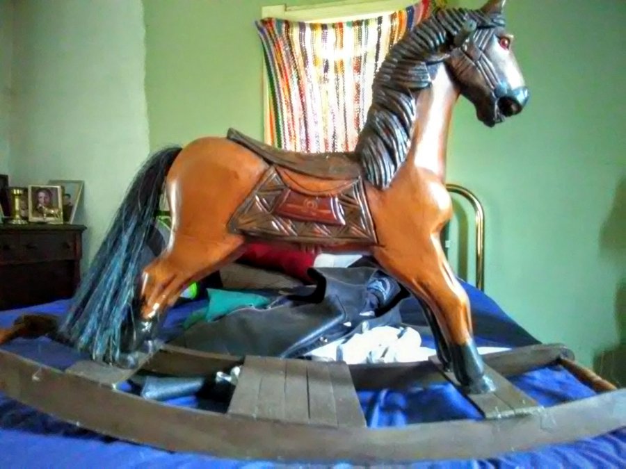 Hand carved horse Picture