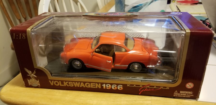 Road Legends 1966 VW Karmann Ghia model Picture 1