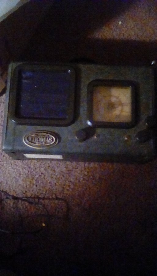 What's 'Thomas Millinnium Series Radio Serial Number 4002' Worth? review What is [THIS] Worth?